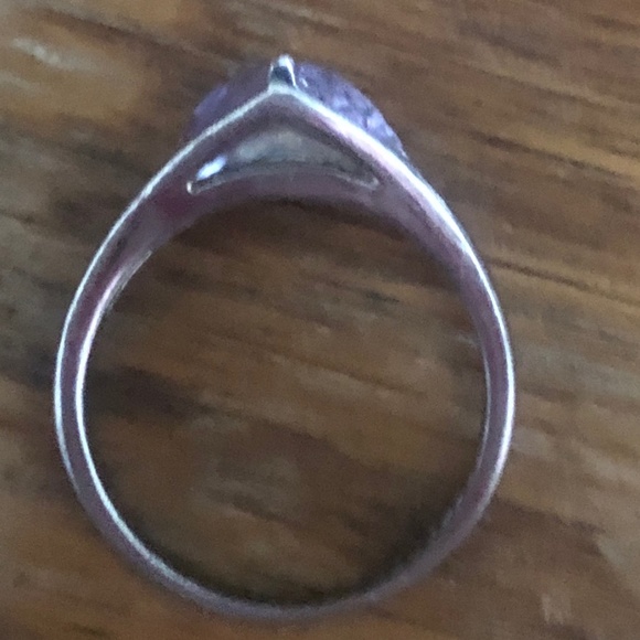 Ring - Picture 3 of 5